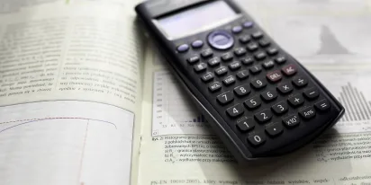 tekst naukowy(fot.pixabay)