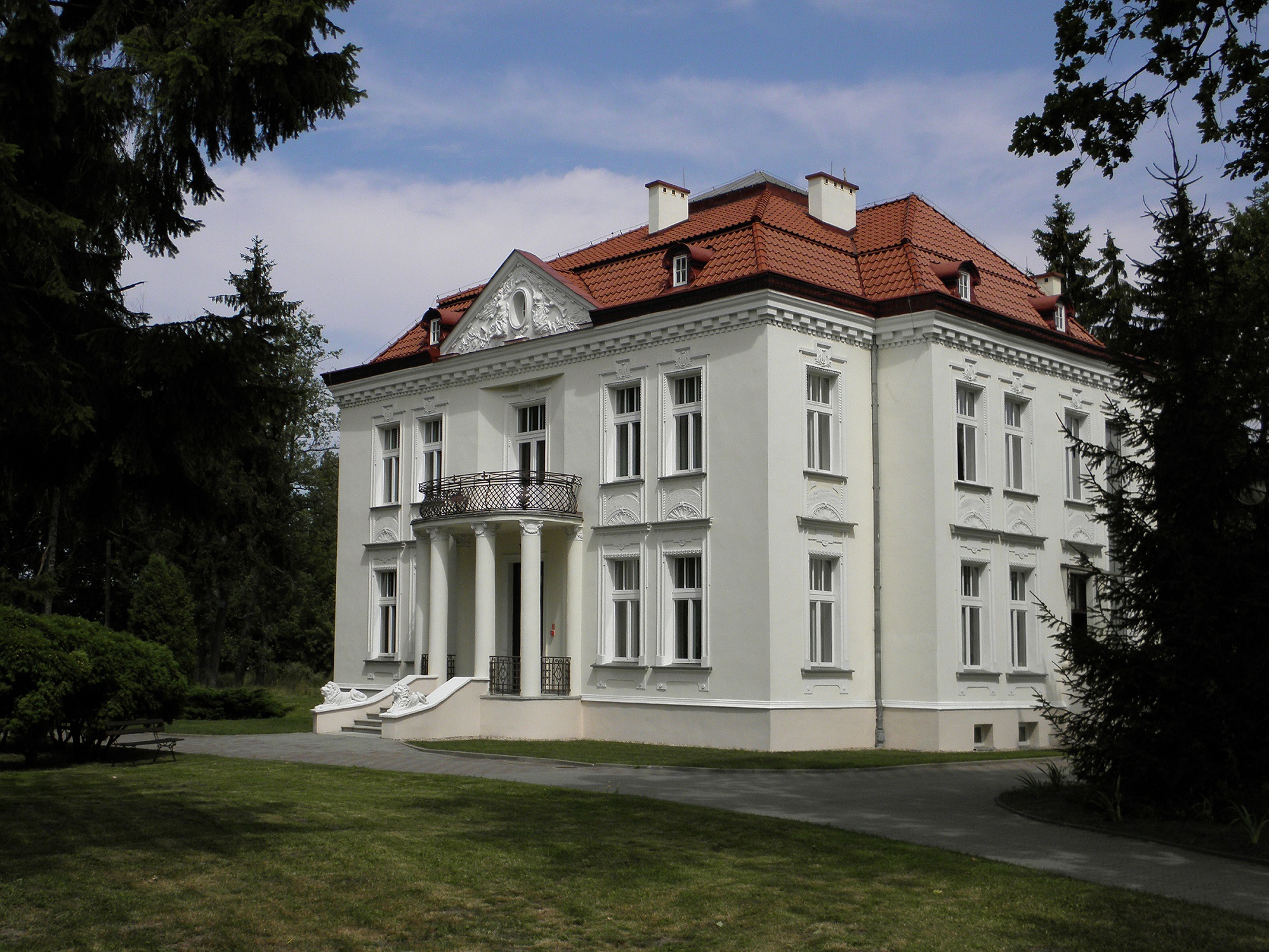 Muzeum Witolda Gombrowicza we Wsoli (fot. Wikipedia)
